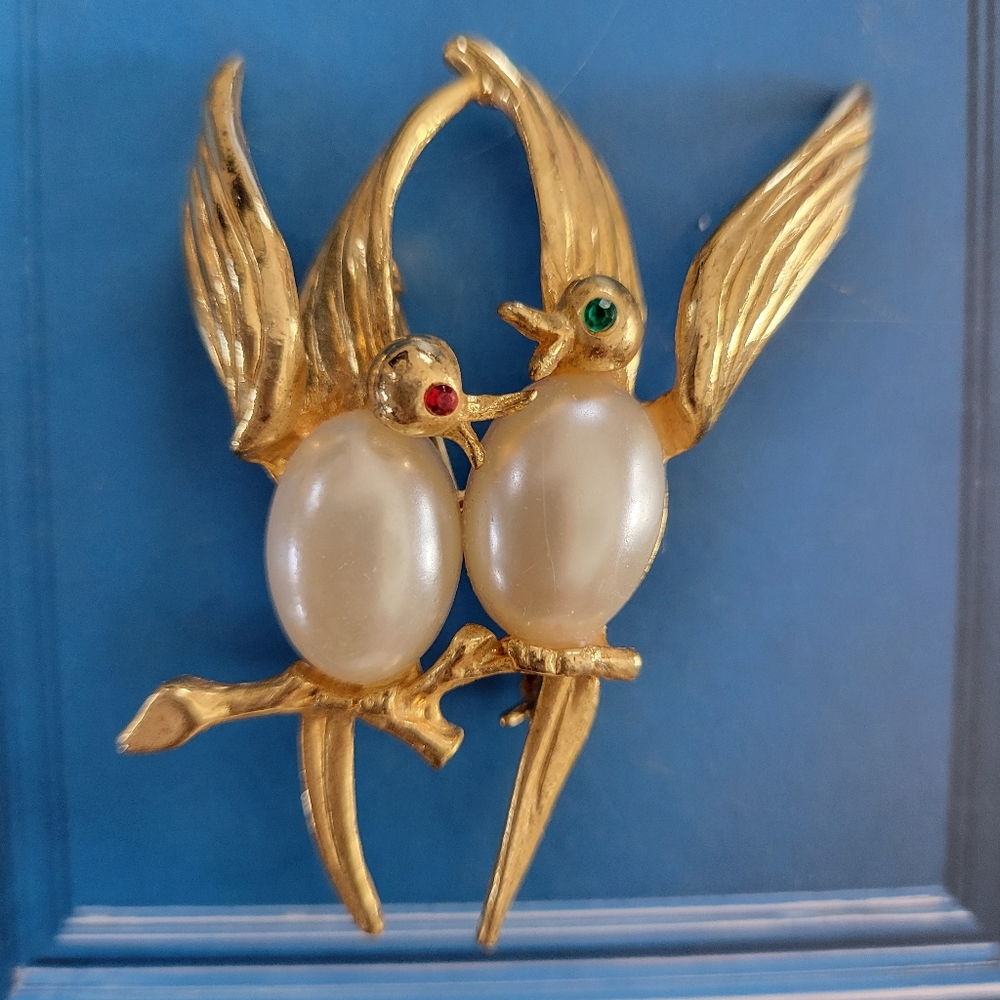 Brooch  Birds on Branch ~ Gold-tone Metal Faux Pearl Rhinestone Eyes FINAL PRICE - Picture 7 of 16